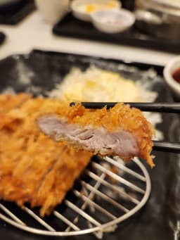 돈까스 먹으러 가요